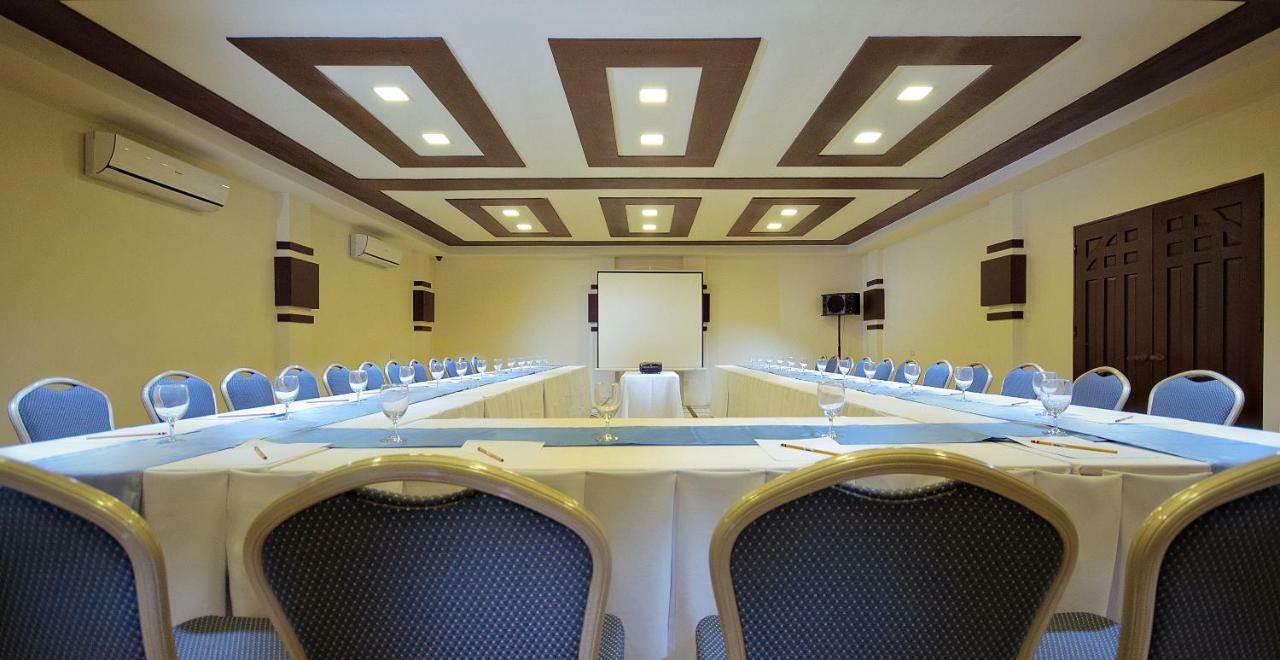 Oceanica Resort Panglao, Bohol Екстер'єр фото Meeting room