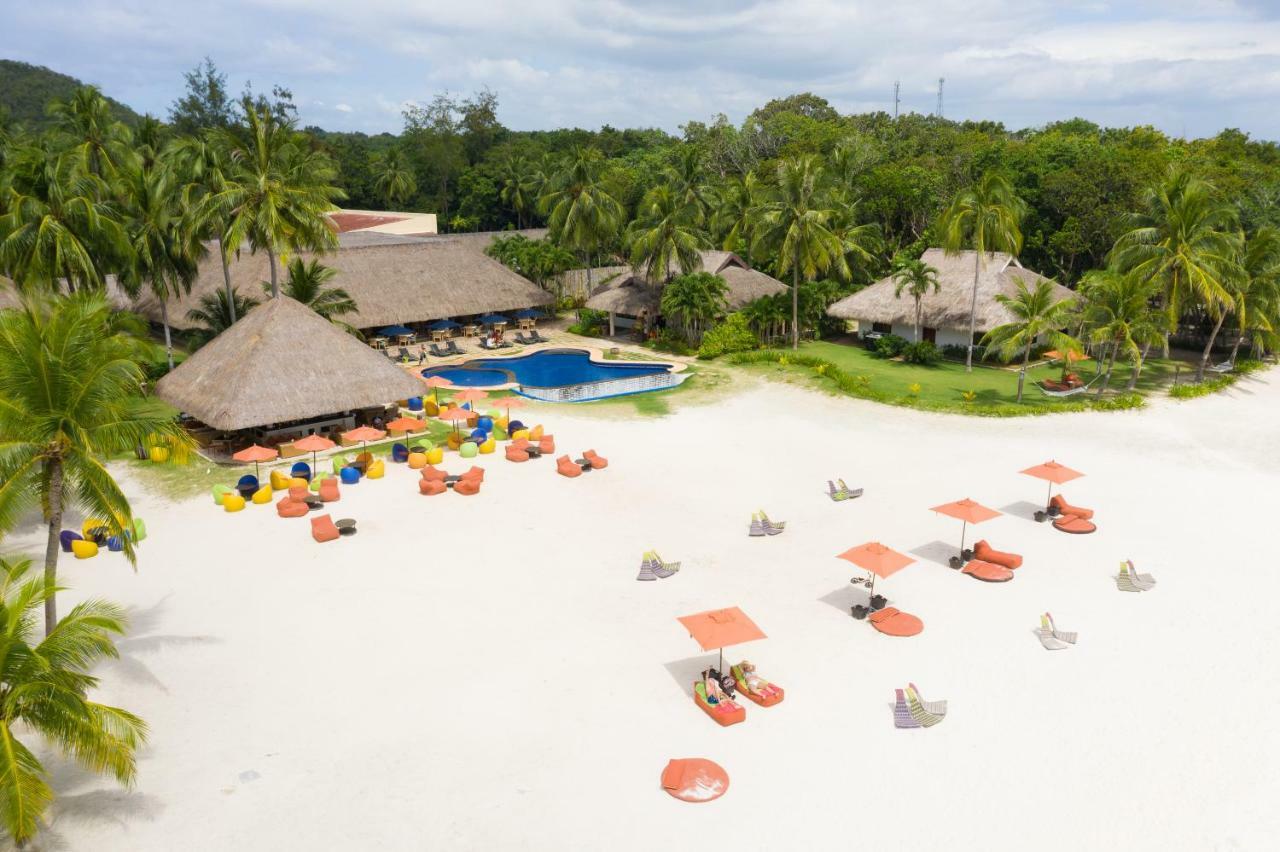 Oceanica Resort Panglao, Bohol Екстер'єр фото Aerial view of the beach at the resort
